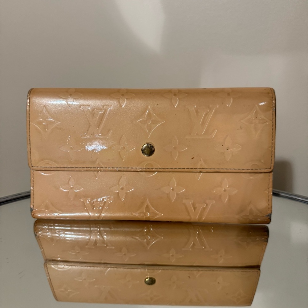 Louis Vuitton Monogram Vernis Wallet